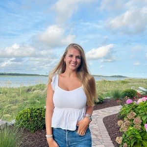 Meet your Posher, Addie